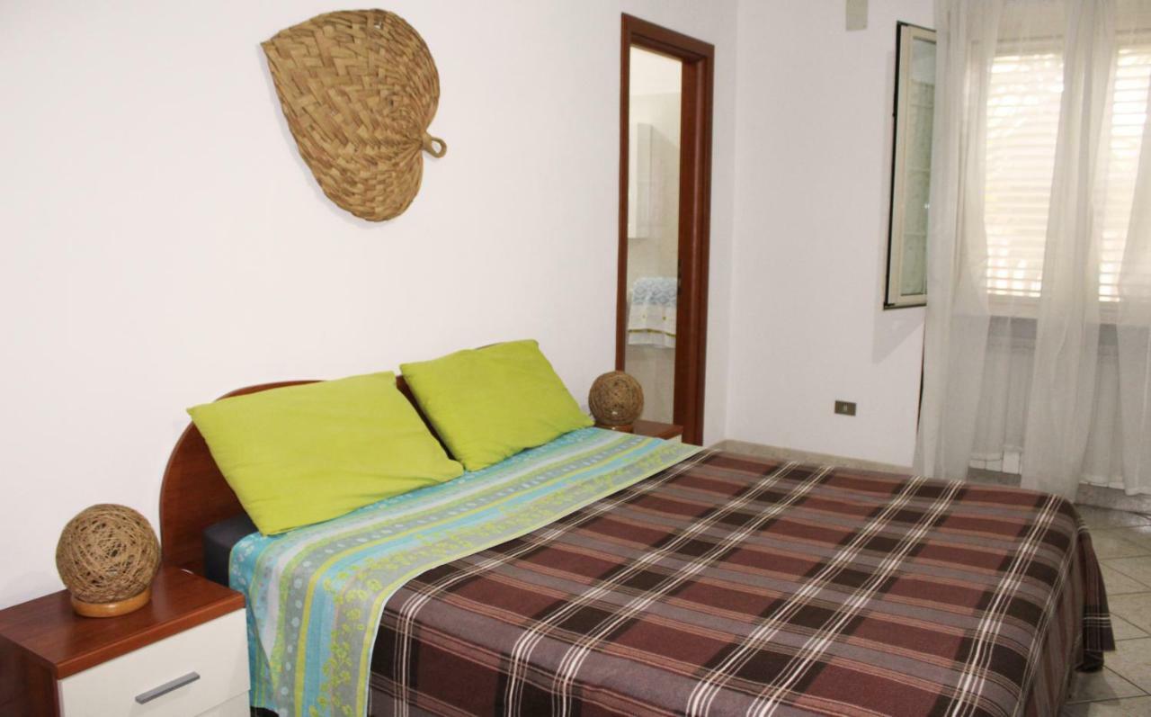 B&B Casa Del Sole - De Luca Apartments Torre Marino Екстер'єр фото